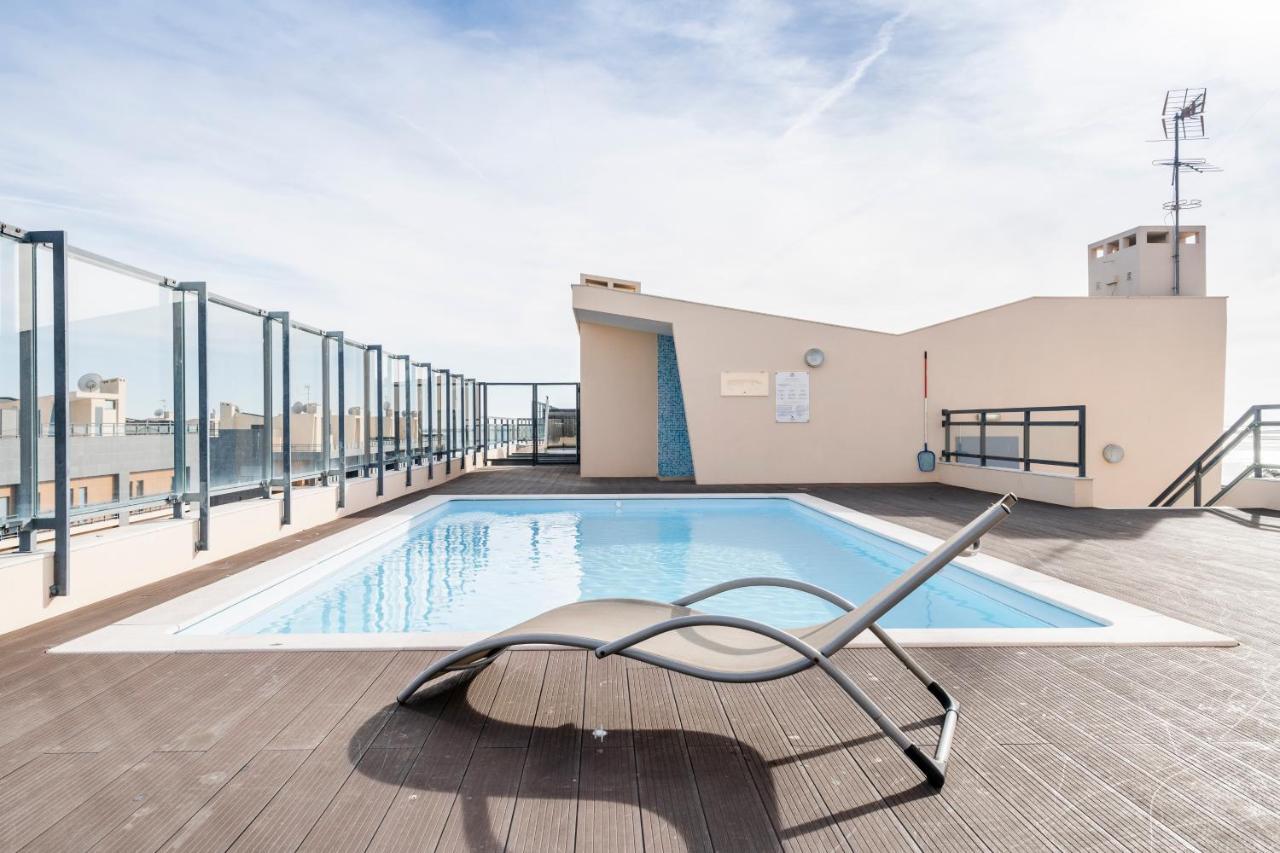 Oceanfront: Luxury Spectacular Sea Views And Pool Apartment *